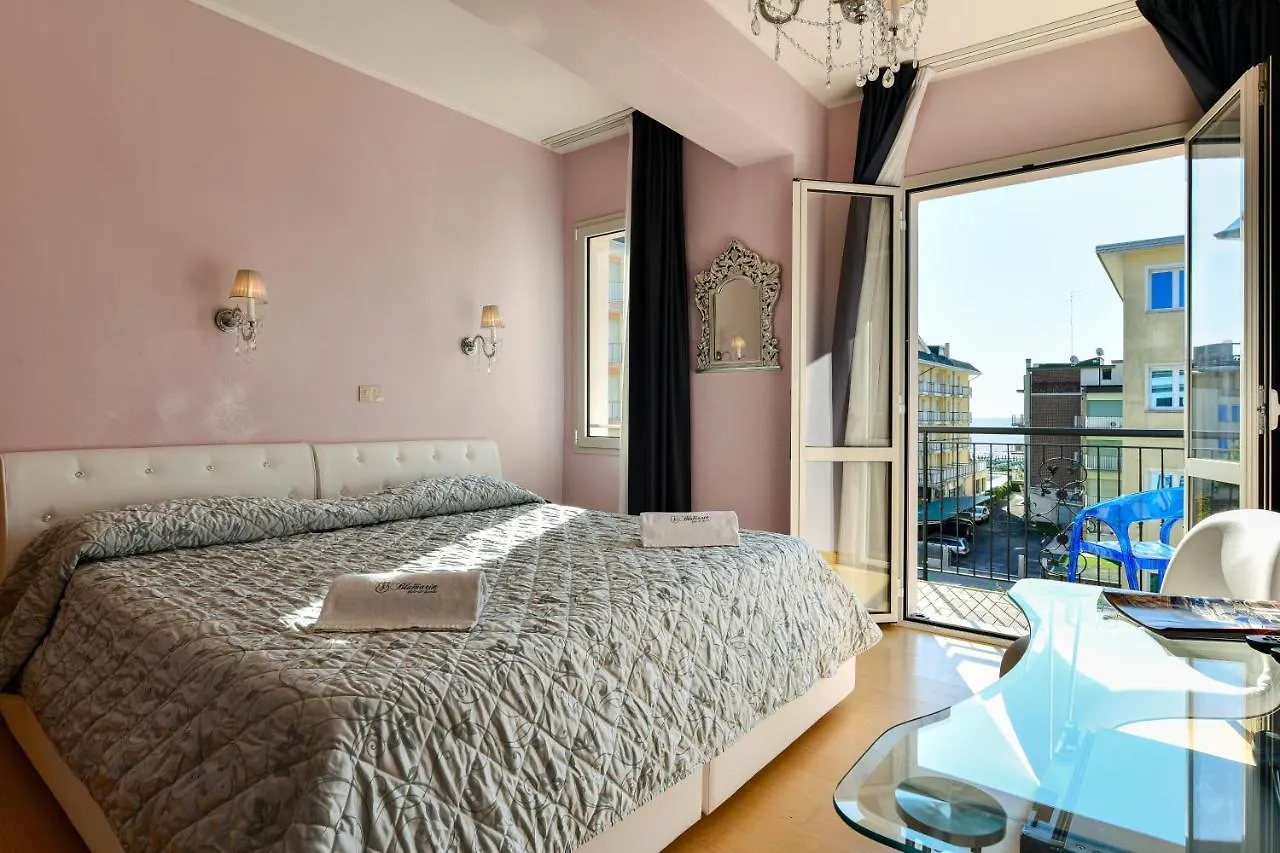 Hotel Boutique Blumarin Лидо-ди-Езоло 3*,