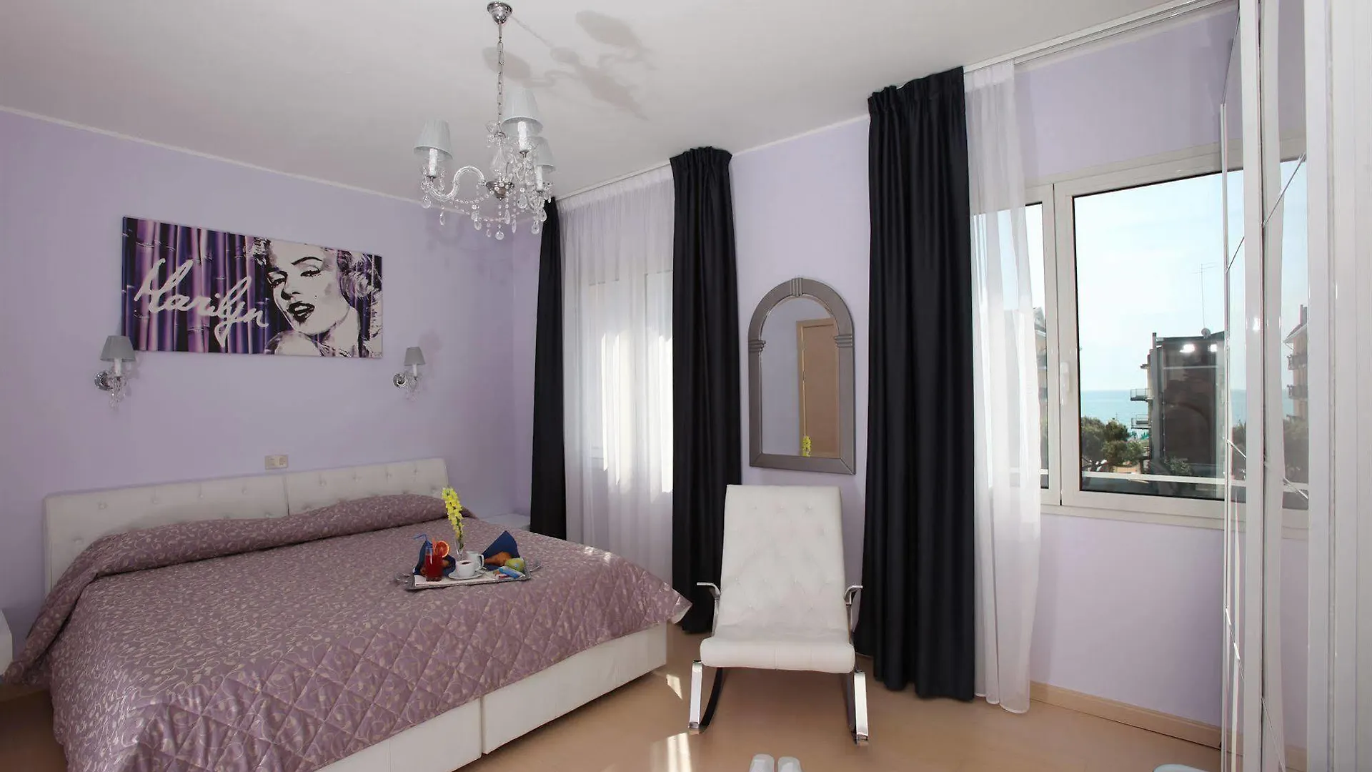 Hotel Boutique Blumarin Лидо-ди-Езоло 3*,